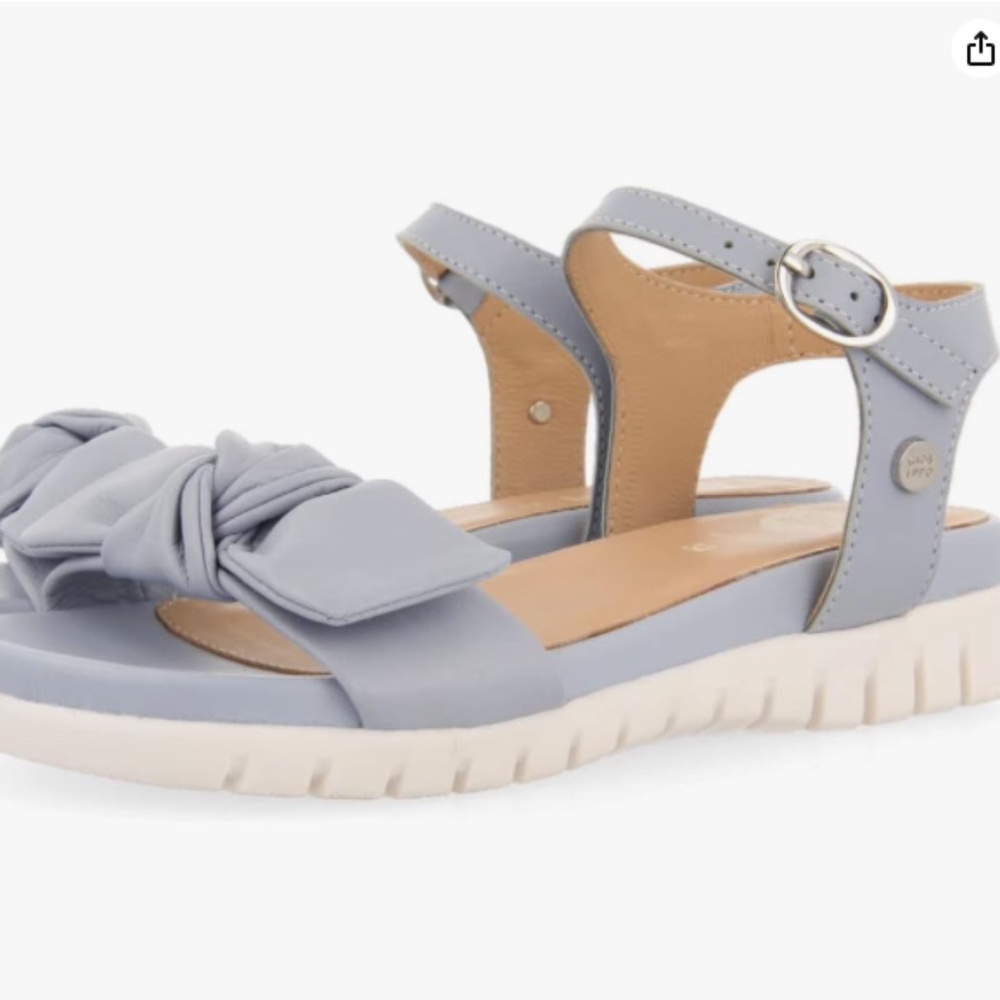 Gioseppo White Leather Sandals For Girls With Strap Elegant Bow Sz.33/ 1.5 US